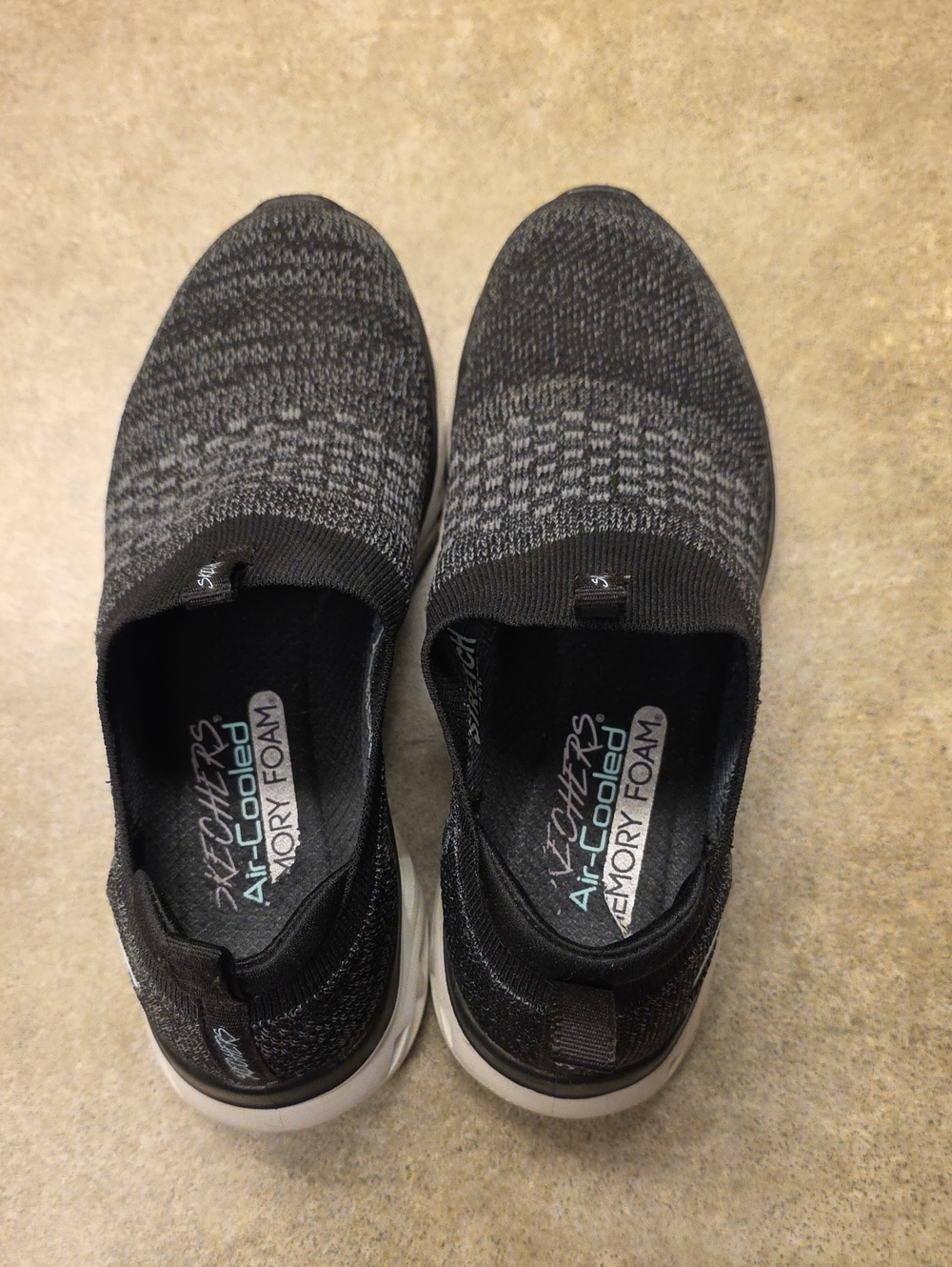 Skechers Women's Glide Step Black and Gray Slip-On Knit Sneakers, Size 7